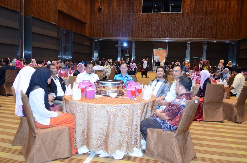 Hi tea alumni  14  080